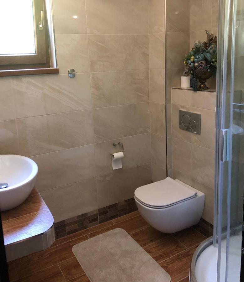 Hotel Galeria Pezinska Baba Pezinok Extérieur photo
